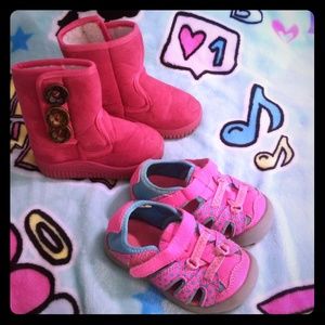 2 pair of girls shoes